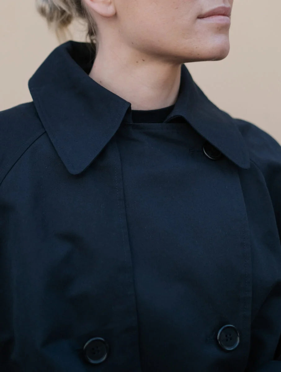 Short Trench Dark Navy, Julie Josephine